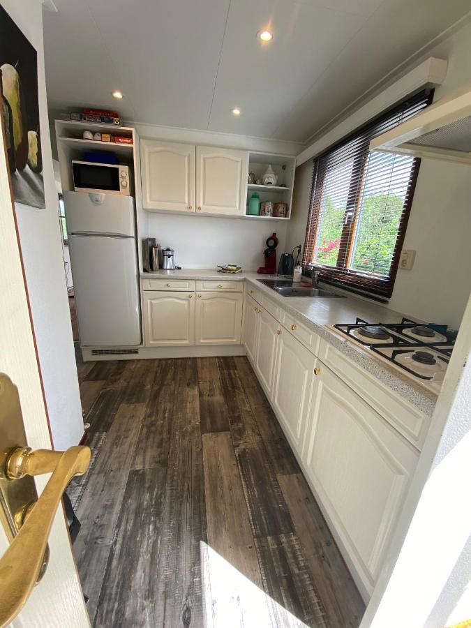 C'Est La Vie Houseboat Hotel Nederhorst den Berg Kültér fotó