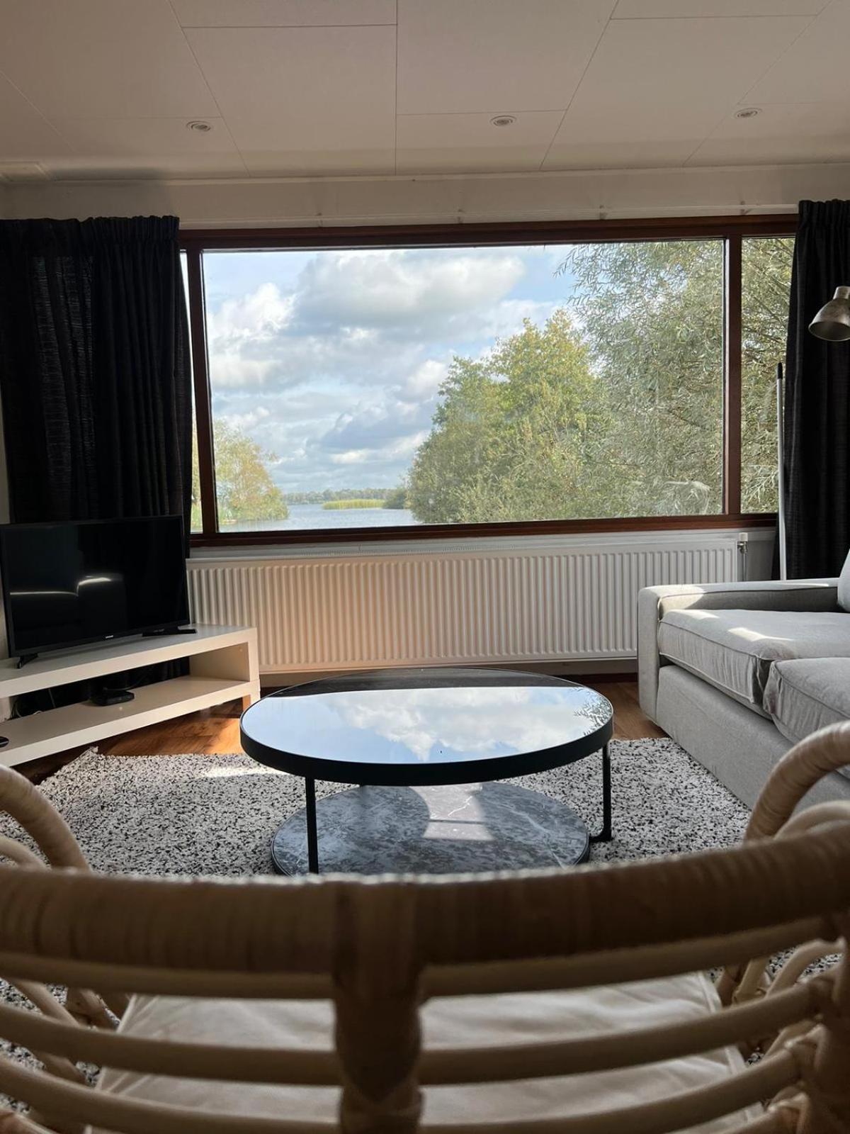 C'Est La Vie Houseboat Hotel Nederhorst den Berg Kültér fotó