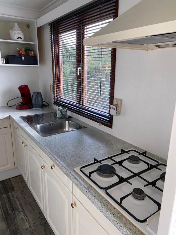 C'Est La Vie Houseboat Hotel Nederhorst den Berg Kültér fotó